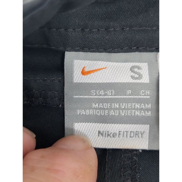 Nike Capri Women's Pants Size Small (4-6) Black Pockets - Picture 4 of 5